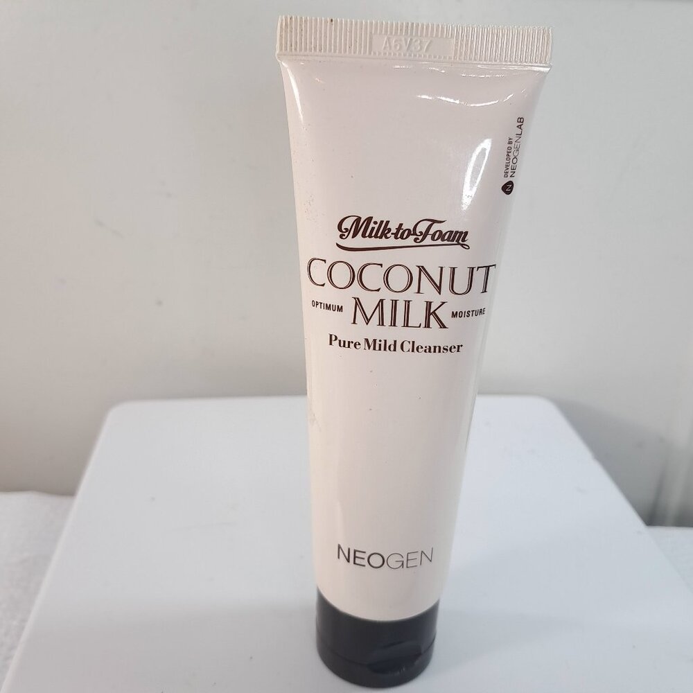 NeoGen Lab Milk to Foam Coconut Milk Pure Mild Cleanser 2.5 Oz Optimum‎ Moisture